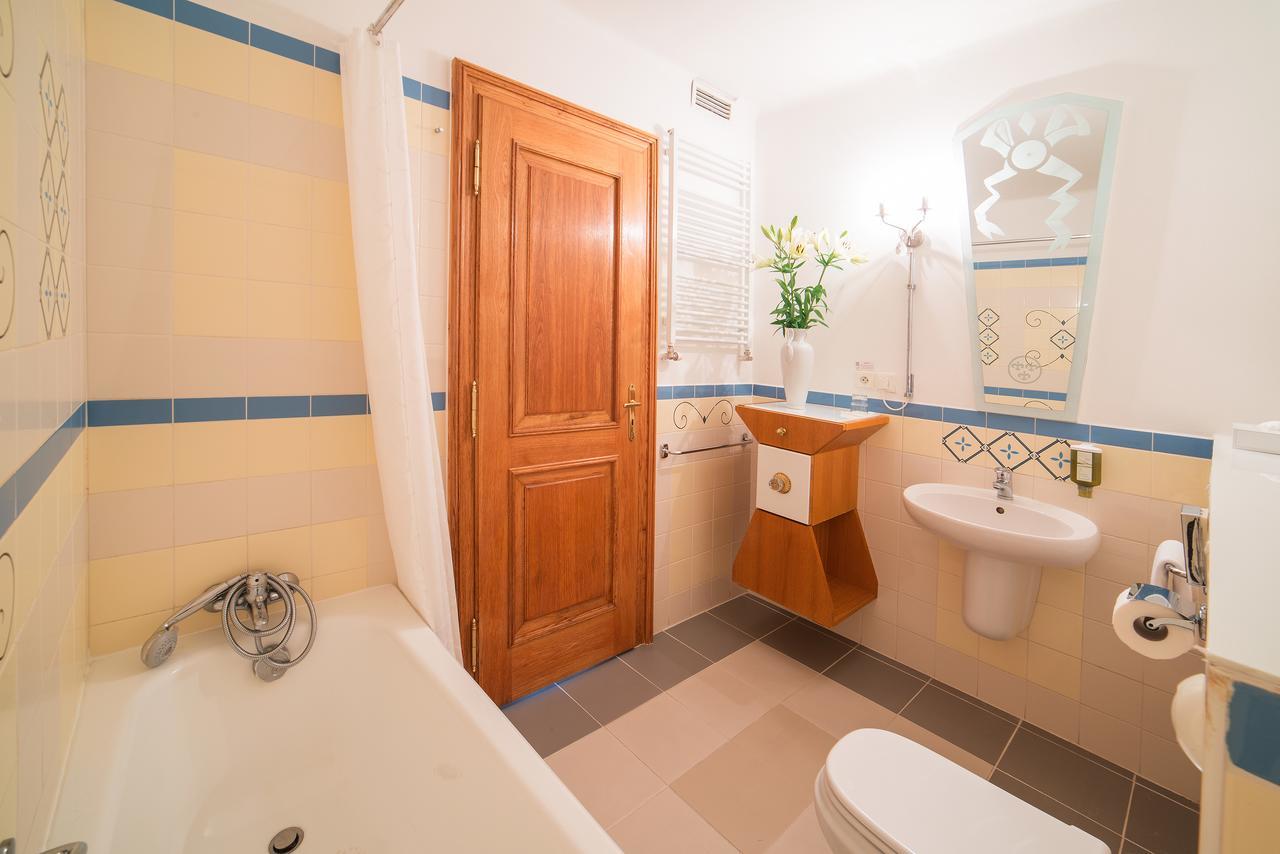 Hotel Three Lilies Inkl Aquaforum Františkovy Lázně Kültér fotó